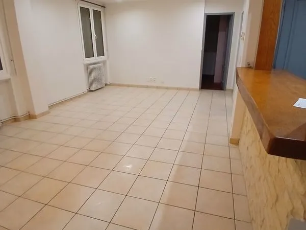Appartement T3 proche jardin de l'you