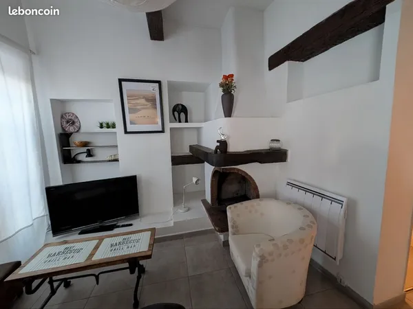 Appartement 2 chambres, balcon, centre ville Manosque, possibilité parking