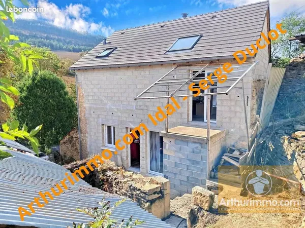 Maison 3 pièces 94 m²