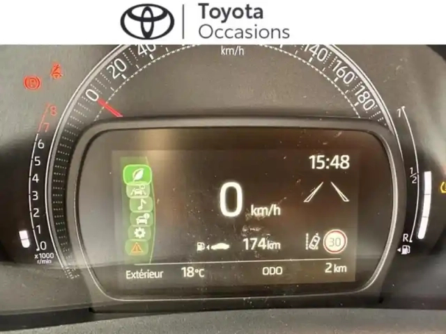 Toyota Aygo X 1.0 vvt-i 72ch design my24 — photo 8