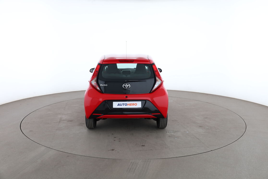 Toyota Aygo 1.0 VVT-i X-Play — photo 4