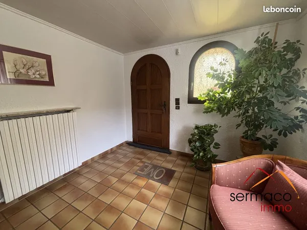 Maison 5 pièces 100 m²