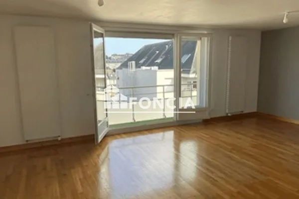 Appartement 4 pièces 90 m²