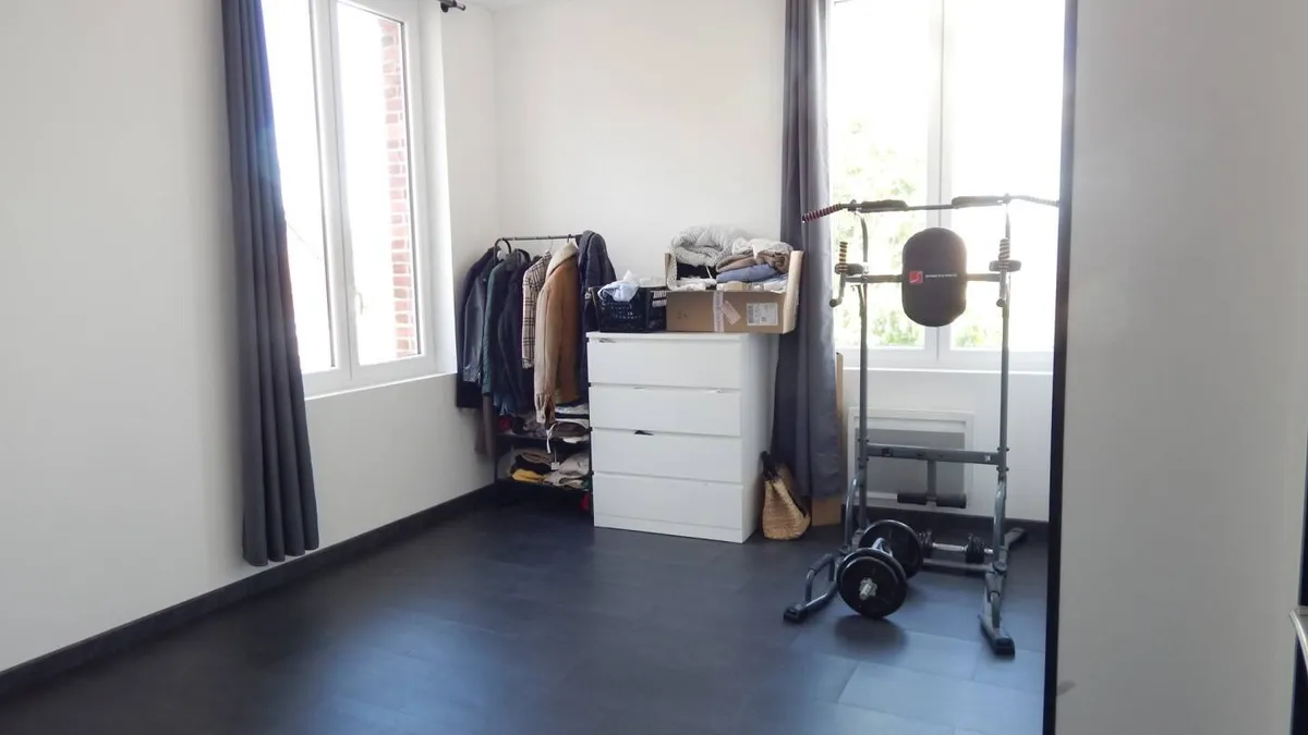 Photo 10