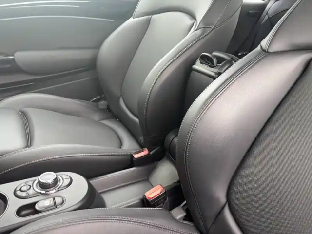 Mini Mini hatch 3 portes cooper se 184 ch — photo 29