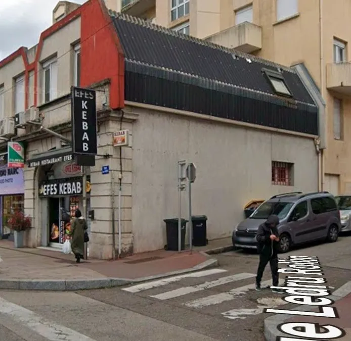 Photo 1