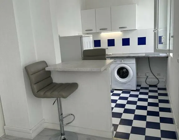 Studio 1 pièce 30 m²