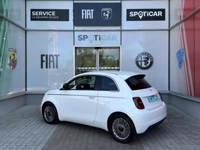 Fiat 500 e 118ch my23 — photo 6