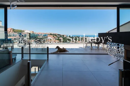 Maison 5 pièces 210 m²