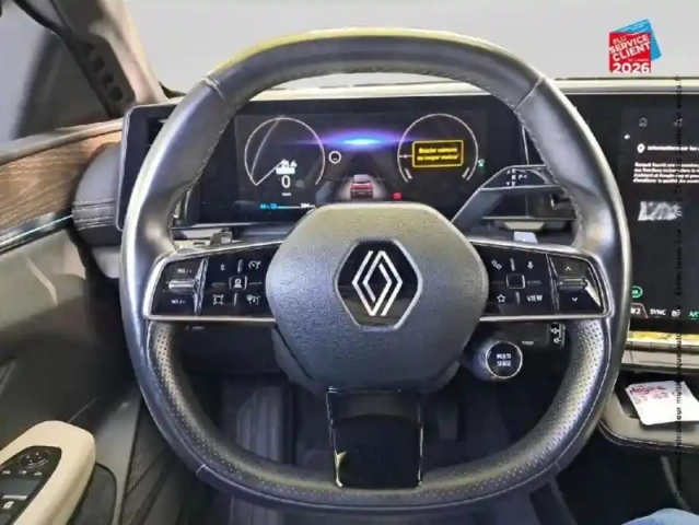 Renault Megane e-tech electric ev60 220ch iconic super charge — photo 12