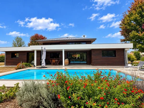 Maison 6 pièces 210 m²