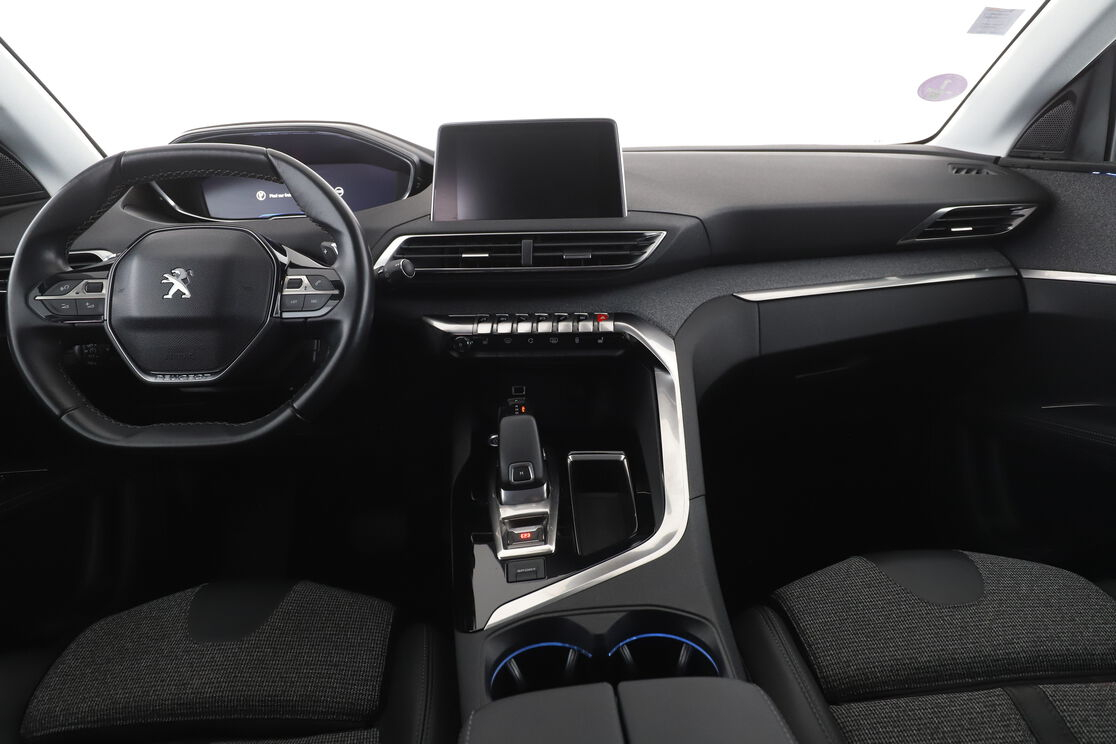 Peugeot 5008 1.2 PureTech Allure EAT8 — photo 11