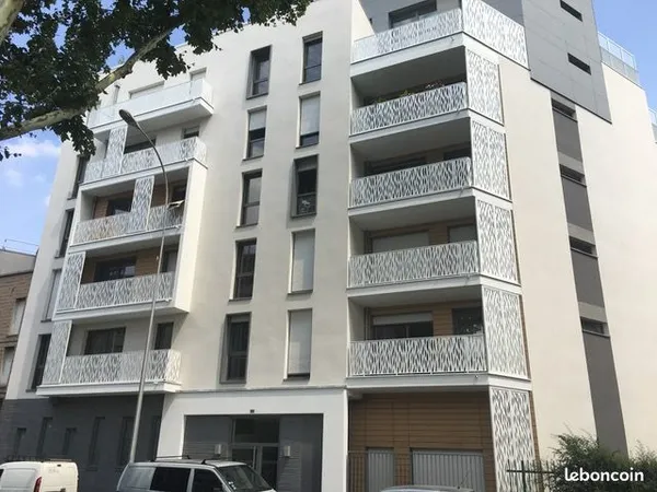 Grand 5 pièces de 83 M2 avec terrasses de 6M2, 4 grandes chambres, entièrement meublé