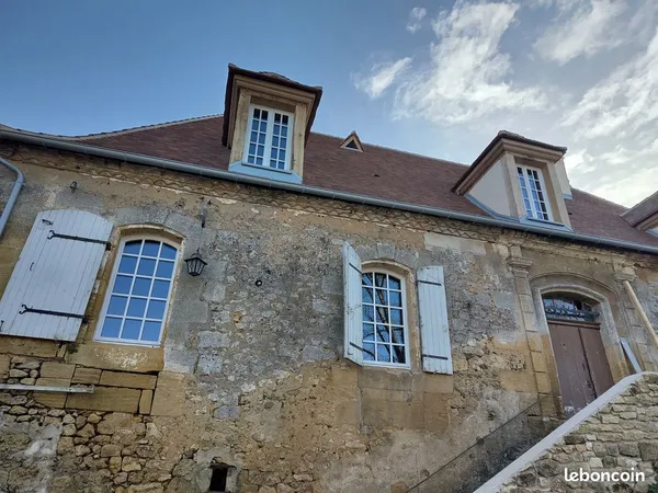 Chambre dans tiers lieu rénové et chaleureux