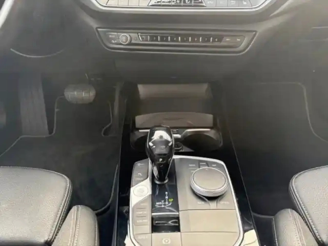 Bmw Serie 1 série 1 116da 116ch edition sport dkg7 — photo 11