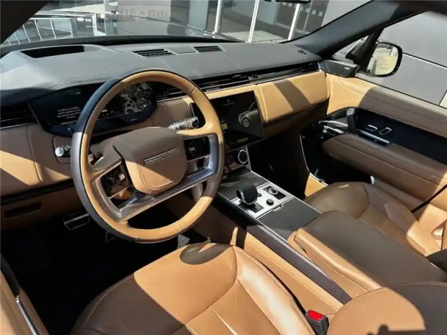 Land Rover Range Rover swb p510e phev awd — photo 32