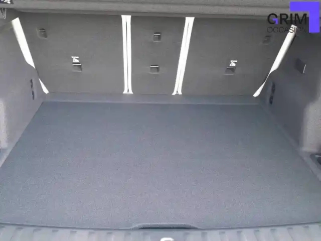 Bmw X1 i edrive20 — photo 32
