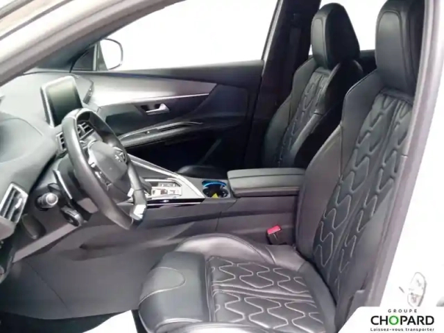 Peugeot 3008 hybrid 225 e-eat8 — photo 24