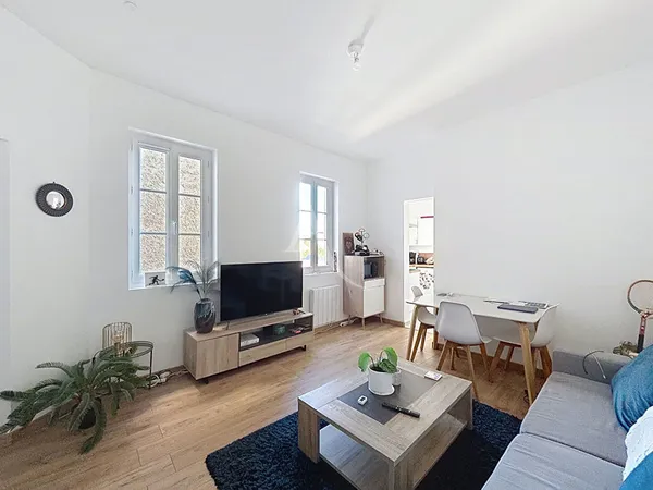 Coeur de quartier Madeleine à Angers - Appartement 3 pièces rénové avec goût