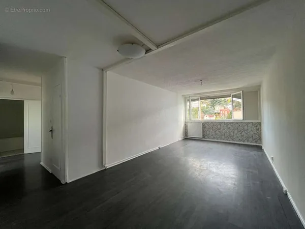 La metare - appt t5 98m2