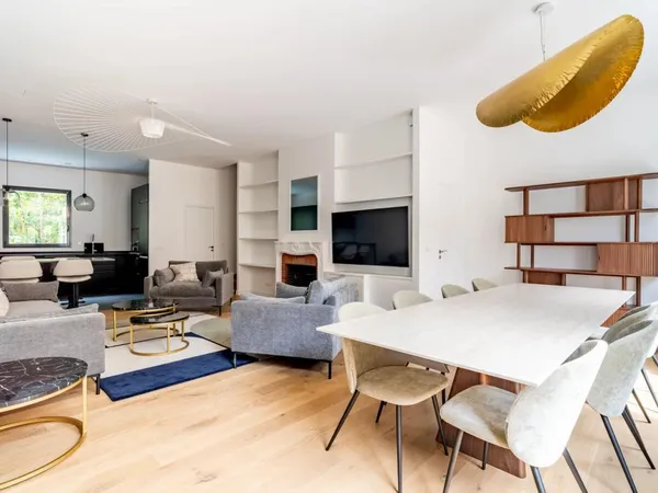 Vends duplex/triplex - 152.5m² - 5 pièces - Suresnes 92150