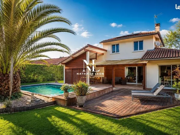 Maison 6 pièces 150 m²