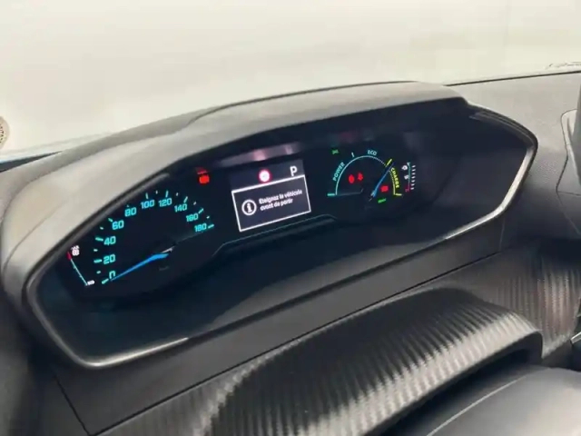Peugeot 2008 electrique 50 kwh 136 ch — photo 10