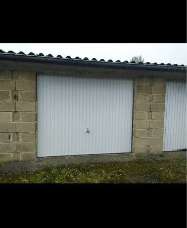 Garage à louer à Laon