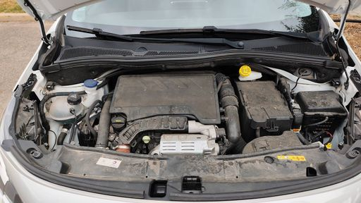 Peugeot 2008 1.2 PureTech 130 EAT6 - GT Line – 2019 – 48133 km – Essence – Boîte Automatique — photo 33
