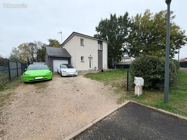 Maison lumineuse 4 pièces avec jardin, terrasse et garage à Saint-Pryvé-Saint-Mesmin