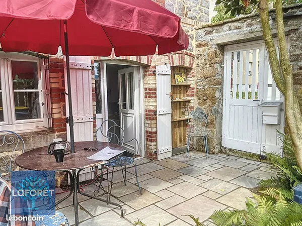 Studio 1 pièce 28 m²