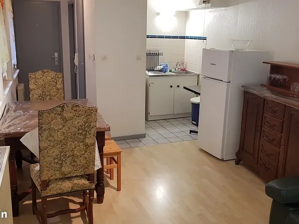 Hypercentreville, très bel appartement meublé, équipé et climatisé