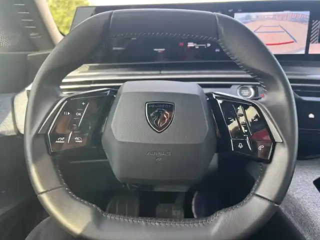 Peugeot 3008 hybrid 136 e-dcs6 — photo 18