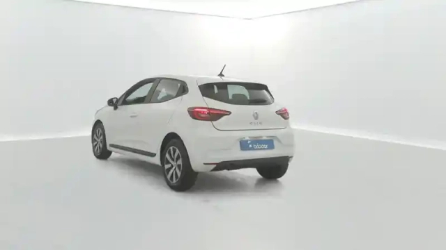 Renault Clio 1.0 tce 90ch equilibre — photo 3