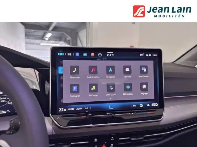 Volkswagen Golf 1.5 ehybrid 204 dsg6 — photo 52