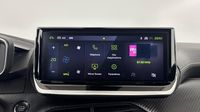 Peugeot 2008 1.2 PureTech 130ch S&S GT EAT8 — photo 18