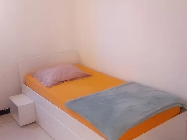 Chambre meublée coloc
