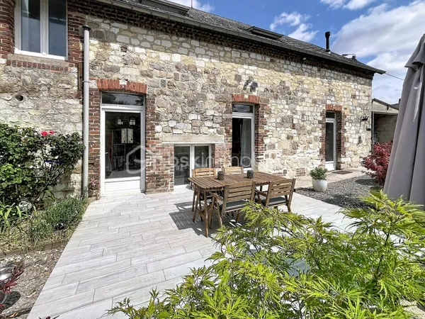 Maison 5 pièces 160 m²