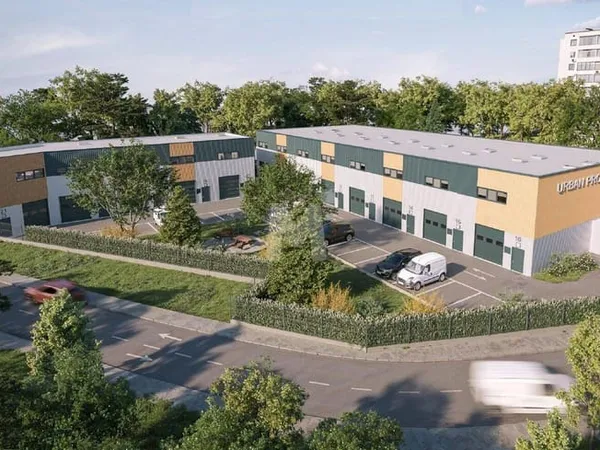 Local d'activité 2499 m²