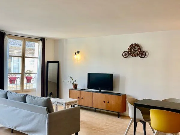 Très grand Appartement T2 intra-muros