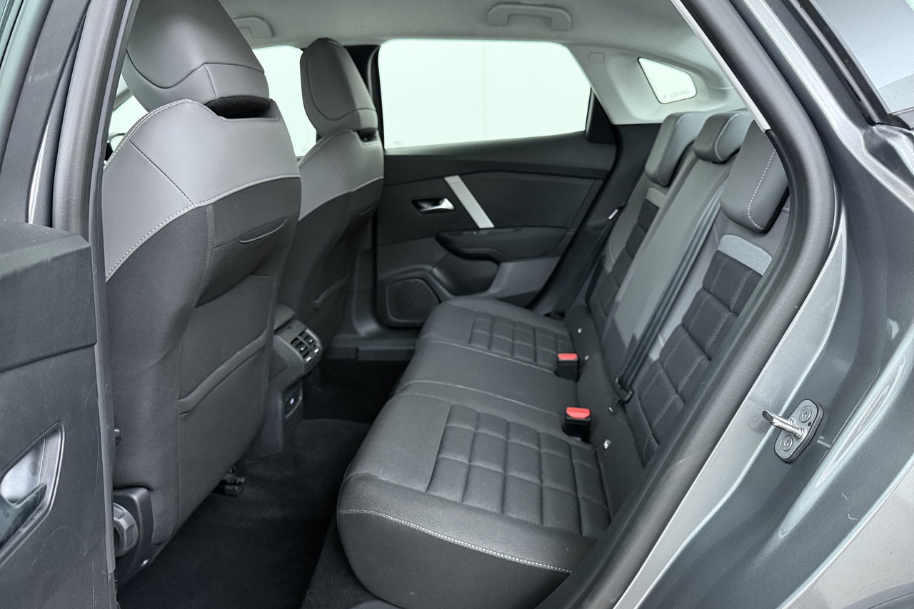 Citroën C4 X — photo 8