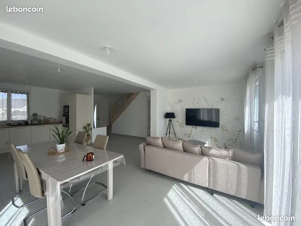 Maison 6 pièces 111 m²