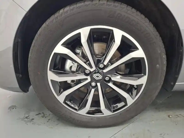Renault Clio e-tech full hybrid 145 ch gsr2 — photo 23
