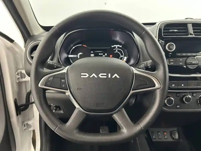 Dacia Spring — photo 24
