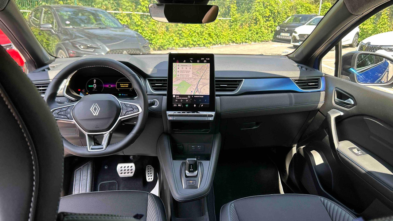 Renault Captur E-Tech full hybrid 160 ch — photo 9