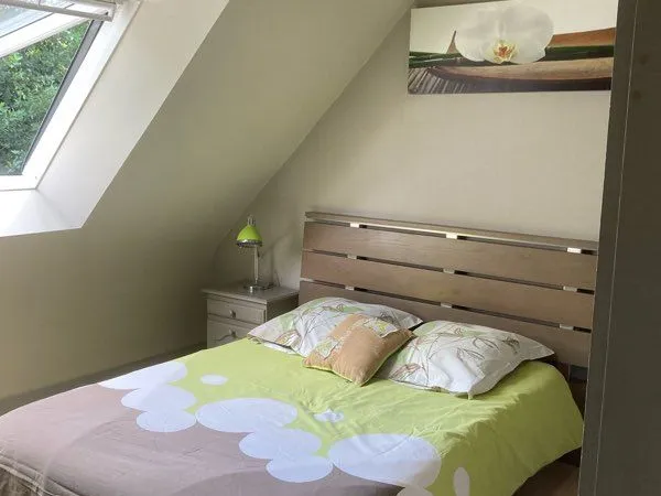 Chambre de 12 m chez l'habitant avec place de parking et wifi