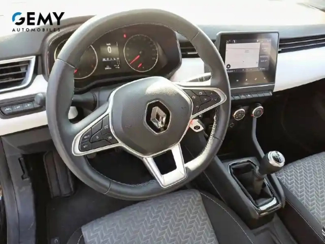 Renault Clio tce 90 — photo 13
