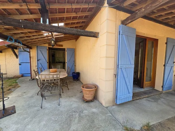 SEVRAN Limite Livry Gargan maison T5 - 97 m2 - Terrain - Garage