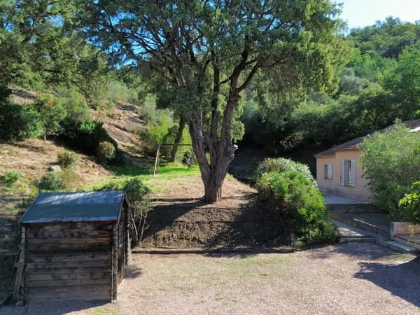 Maison de plain-pied 5 pièces 140 m²