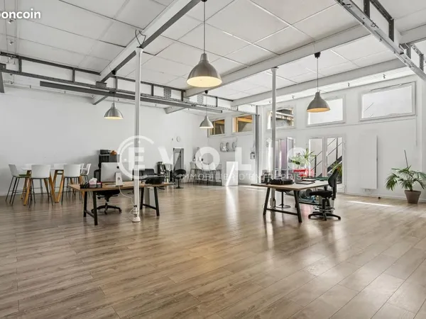 Bureau 403 m²